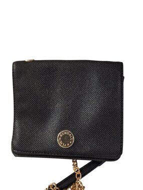Kendall + Kylie Crossbody textured micrograin Faux leather and a gold-tone butto